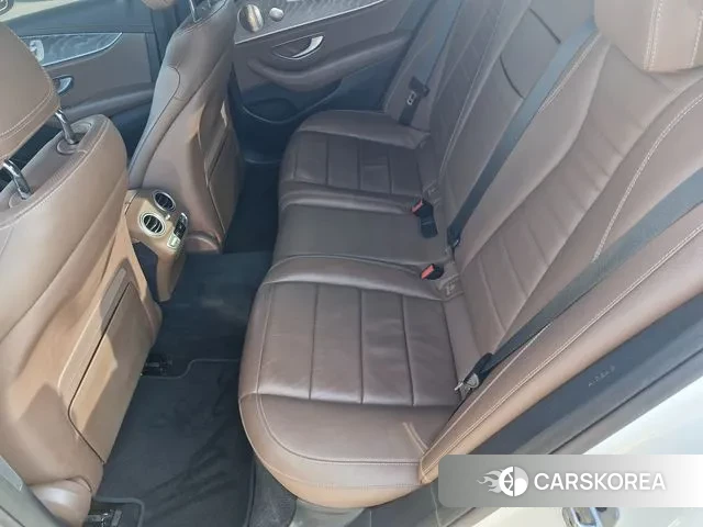 Mercedes-Benz E-Class W213 id 3378592 из Кореи 9