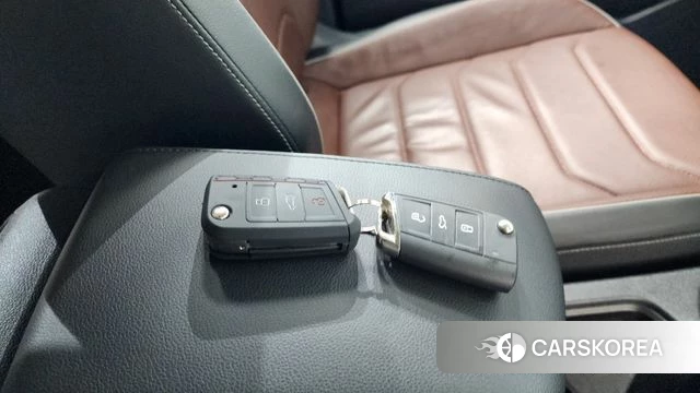 Volkswagen Tiguan Allspace id 4591330 из Кореи 9