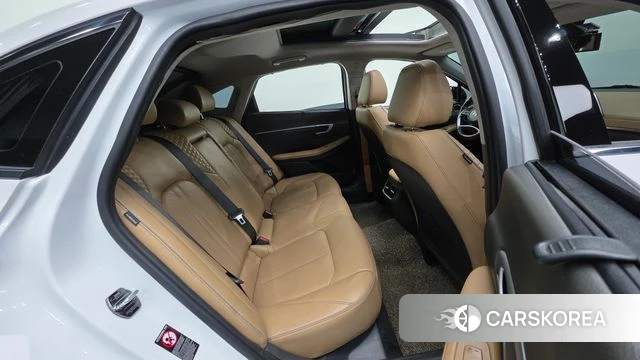 Hyundai Sonata (DN8) id 3866940 из Кореи 9