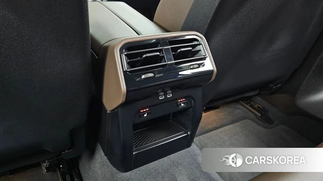 BMW 5 Series (G60) id 4617925 из Кореи 9