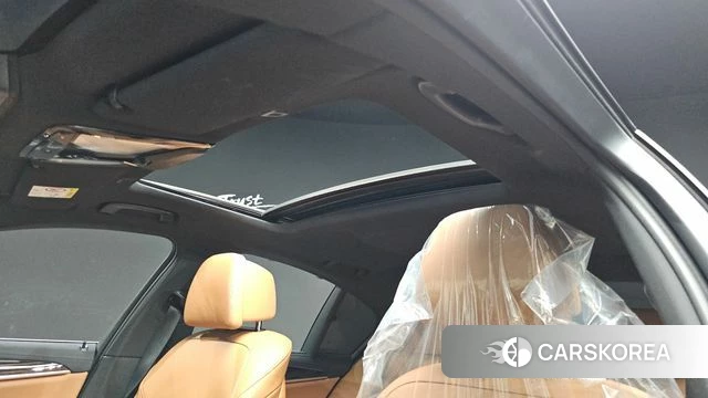 BMW 5 Series (G30) id 4422993 из Кореи 9