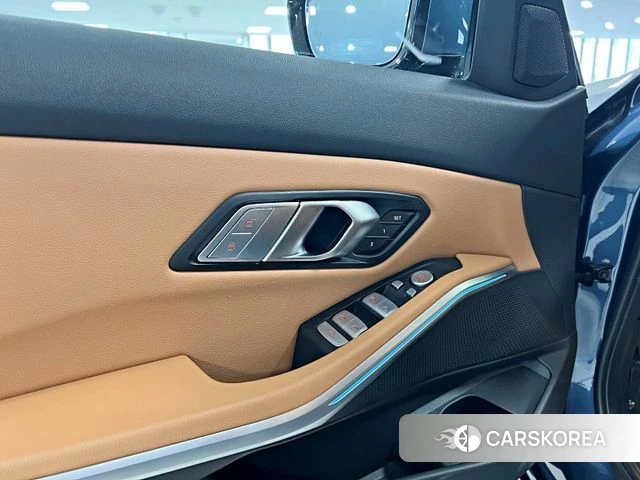 BMW 3 Series (G20) id 4222654 из Кореи 9