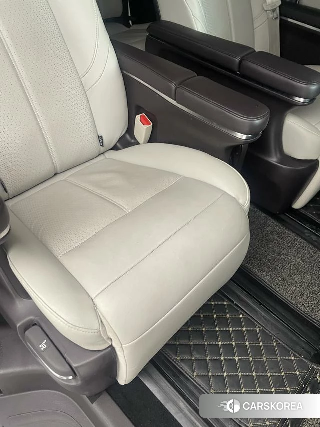 GAC Trumpchi Trumpchi M8 id 4241790 из Китая 9