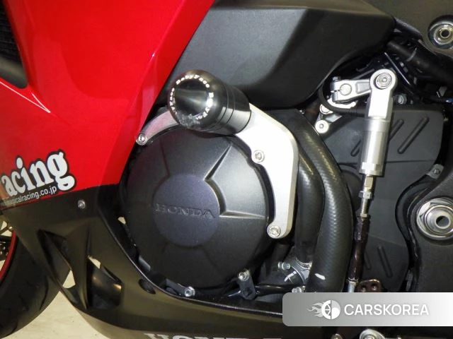 Honda CBR600RR id 3950011 из Японии 9