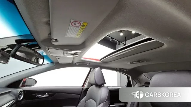 Kia Come New K3 id 3583348 из Кореи 9