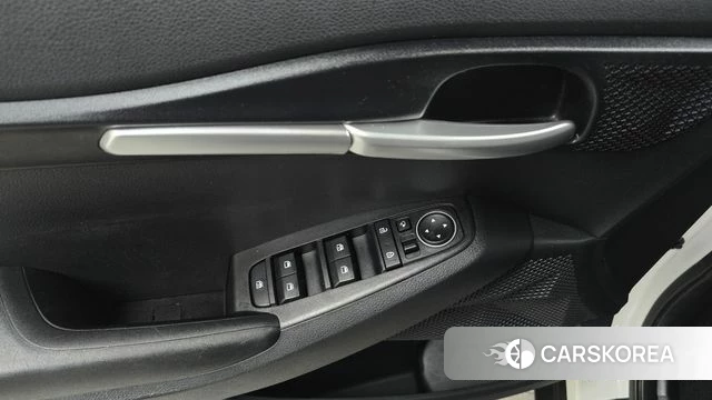 Kia Seltos id 4316557 из Кореи 9