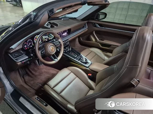 Porsche 911(992) id 3327426 из Кореи 9