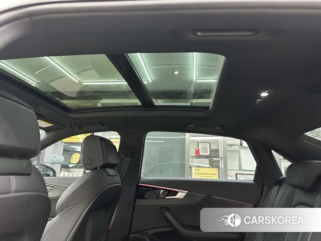 Audi A4L id 4367391 из Китая 9