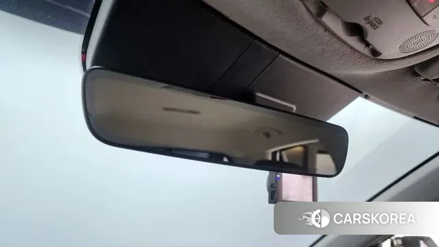 Kia Di Ol Nu Niro id 3750743 из Кореи 9