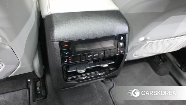 Jeep Grand Cherokee (WL) id 3940808 из Кореи 9