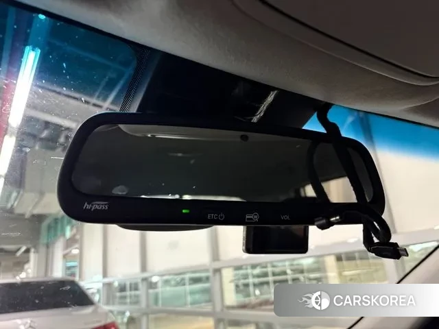 Kia Niro id 3125898 из Кореи 9