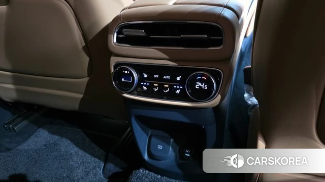Genesis GV80 id 4303012 из Кореи 9