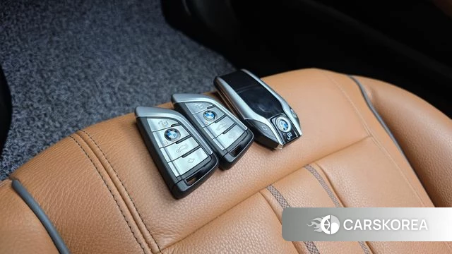 BMW 5 Series (G30) id 4751296 из Кореи 9