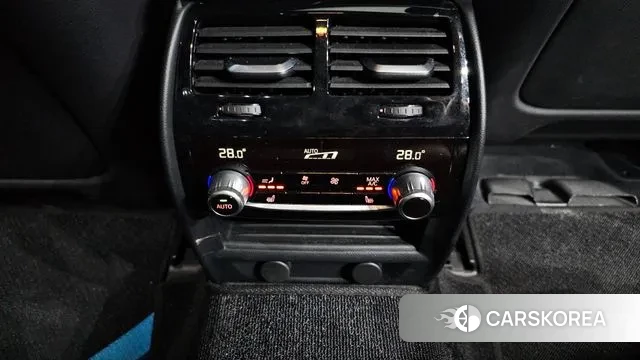 BMW 5 Series (G30) id 3593143 из Кореи 9