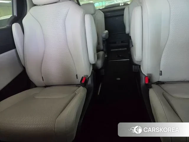 Kia Carnival 4th generation id 3367933 из Кореи 9