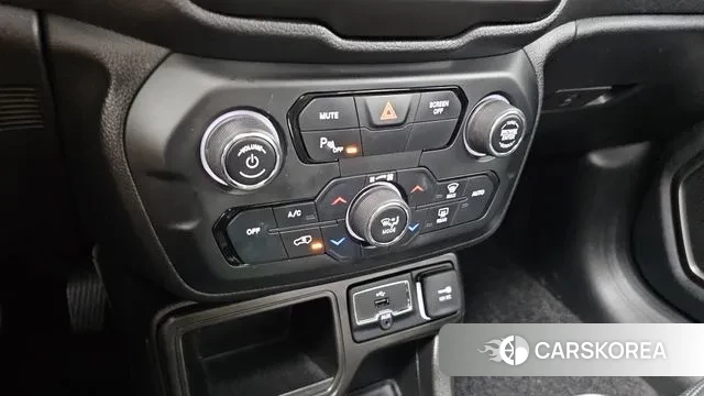 Jeep Renegade id 3101069 из Кореи 9