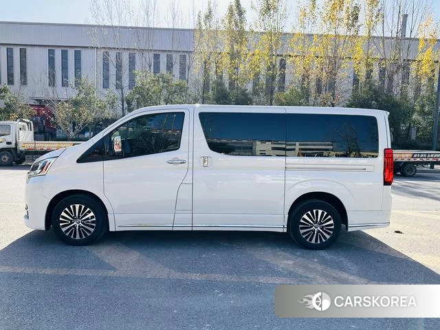 Toyota Granvia (overseas) id 4261859 из Китая 9