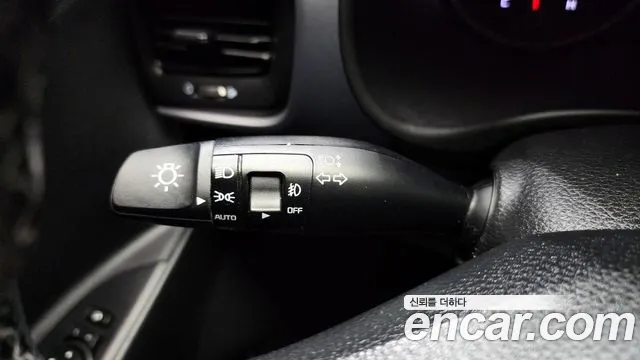 Kia Stonic id 2558390 из Кореи 9