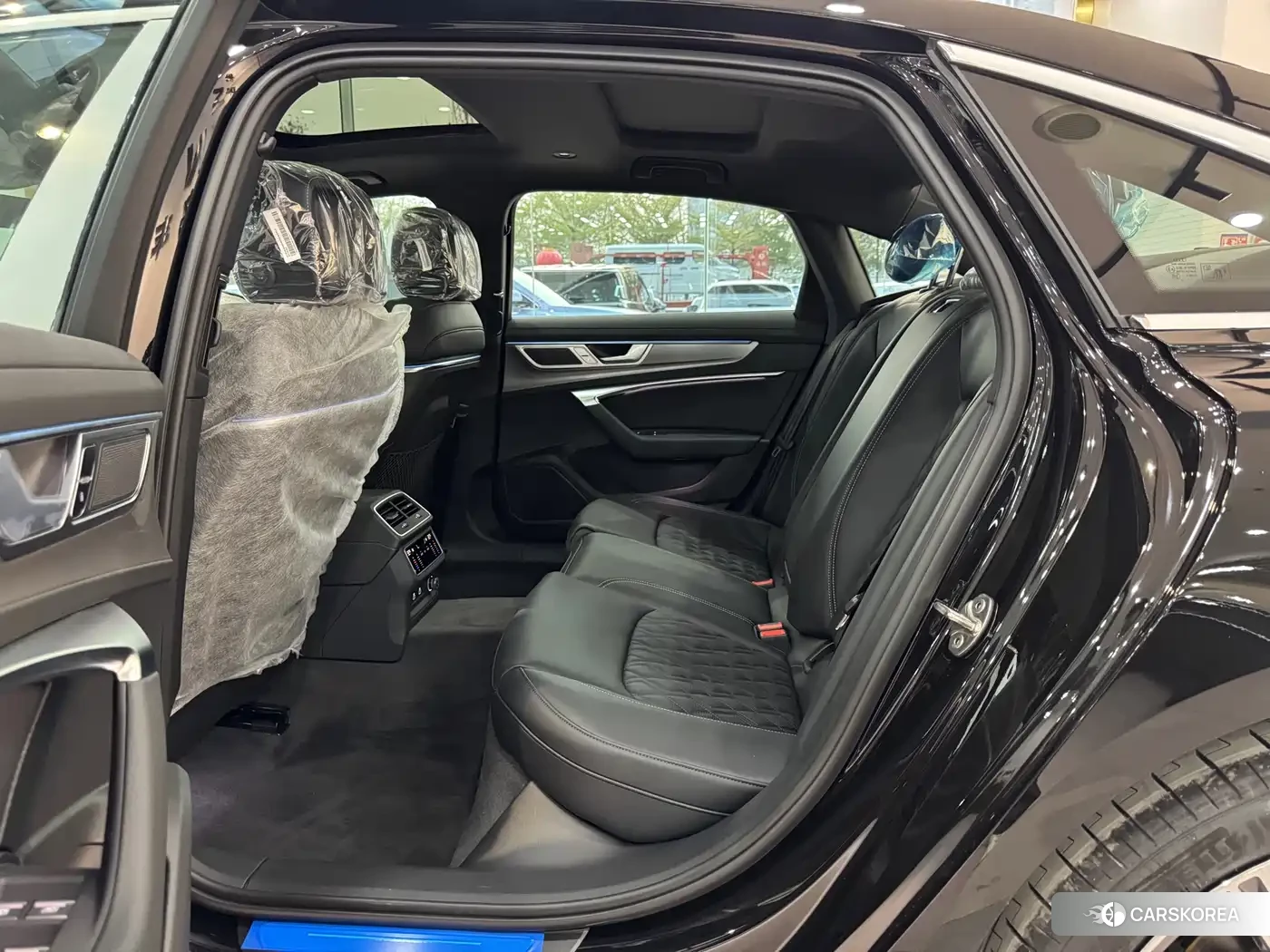 Audi A6L id 4628143 из Китая 9