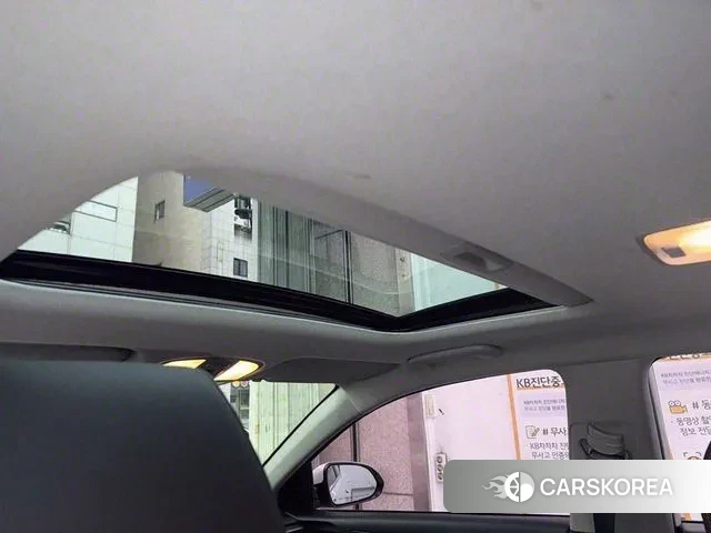 Kia Stonic id 3096028 из Кореи 9