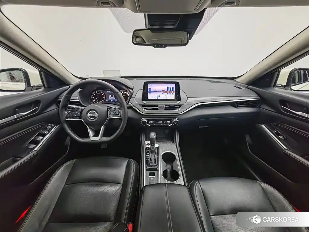Nissan Altima id 4565435 из Китая 9