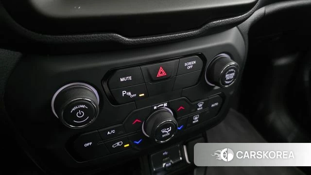 Jeep Renegade id 3853152 из Кореи 9