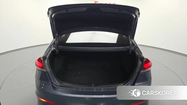 Hyundai Avante AD id 4582103 из Кореи 9