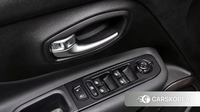 Jeep Renegade id 2998881 из Кореи 9