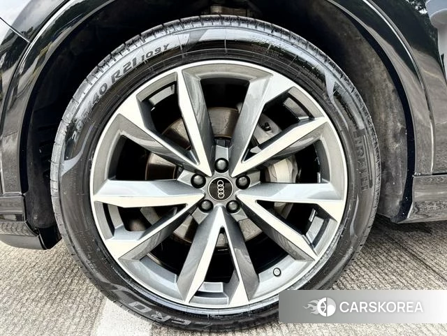 Audi Q7 id 4276992 из Китая 9