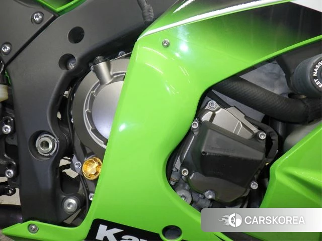 Проданный Kawasaki ZX-10R NINJA ABS id 4255670 из Японии, фото 9
