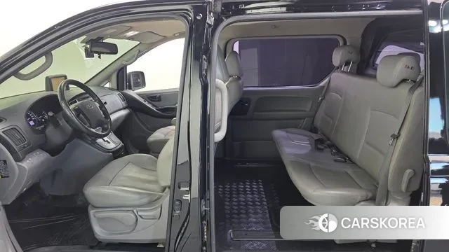 Hyundai The New Grand Starex id 3531114 из Кореи 9