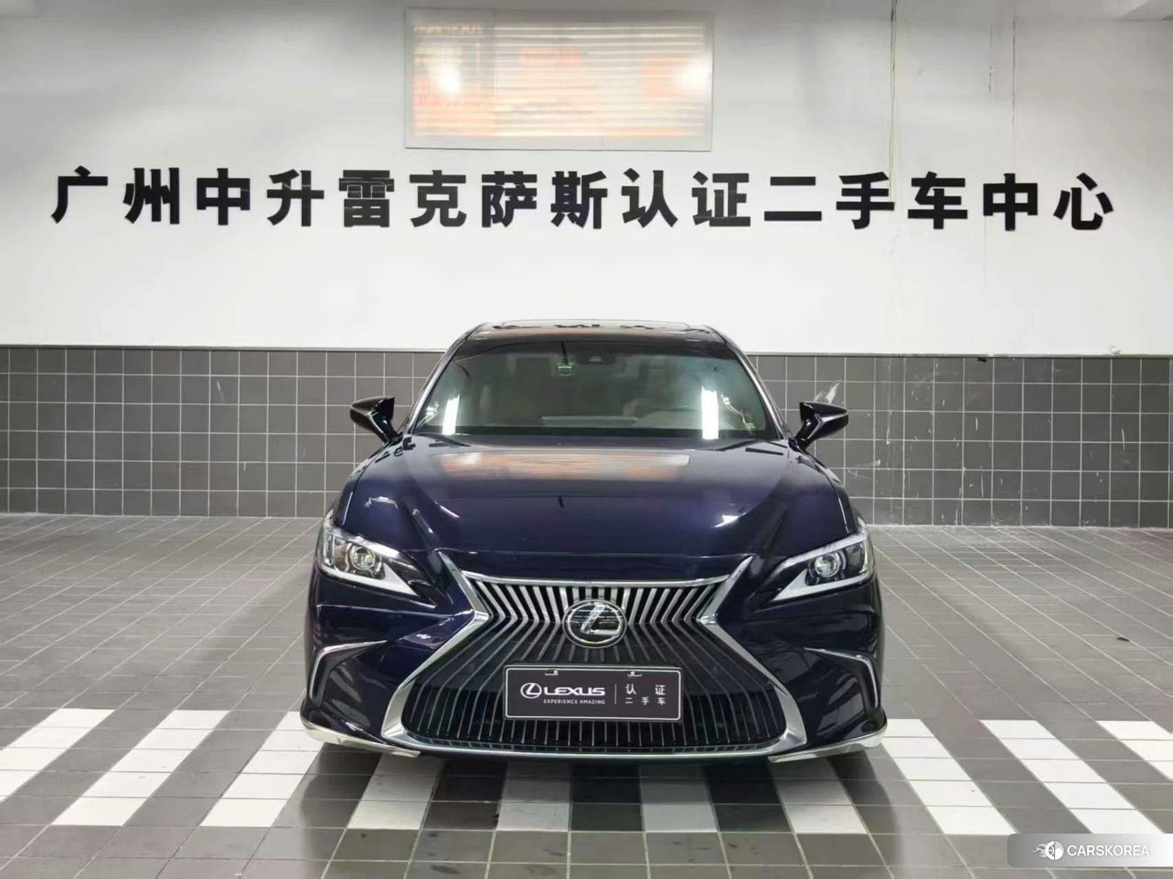 Lexus ES id 4420425 из Китая 9