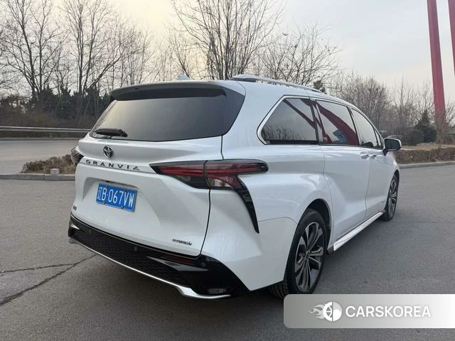 Toyota Grevia id 4259214 из Китая 9