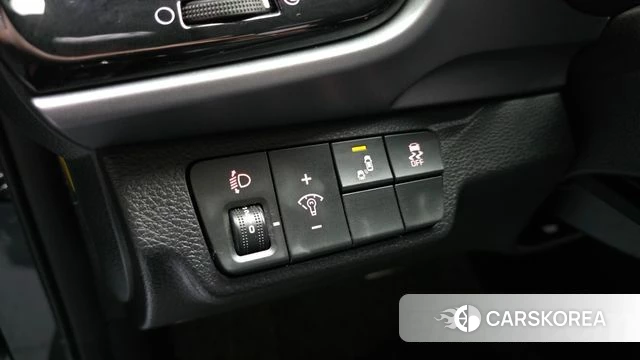 Kia Stonic id 4325988 из Кореи 9