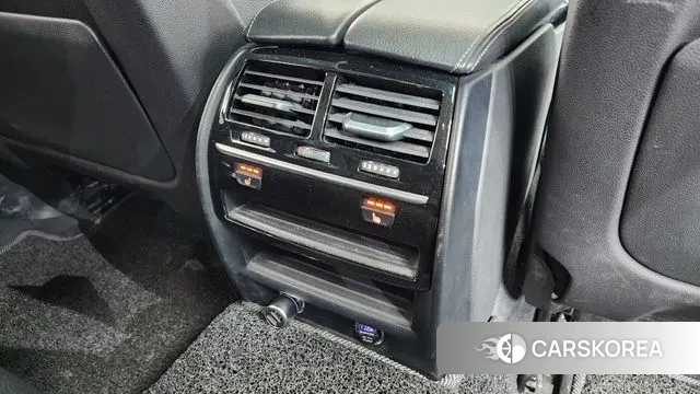 BMW 5 Series (G30) id 3677393 из Кореи 9