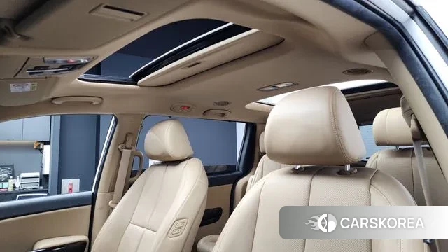 Kia The New Carnival id 3546691 из Кореи 9