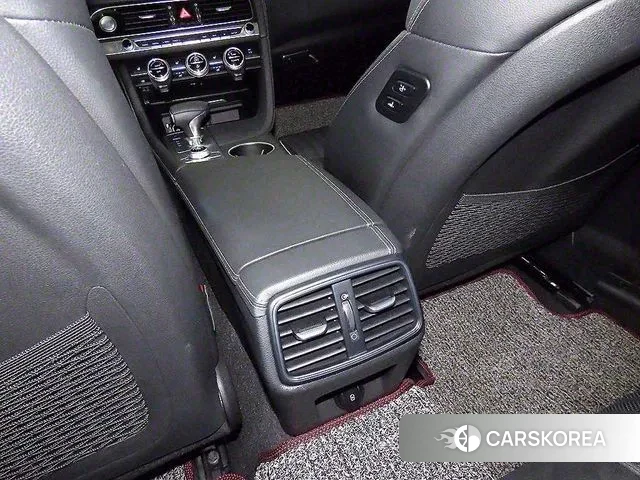 Genesis G70 id 3000156 из Кореи 9