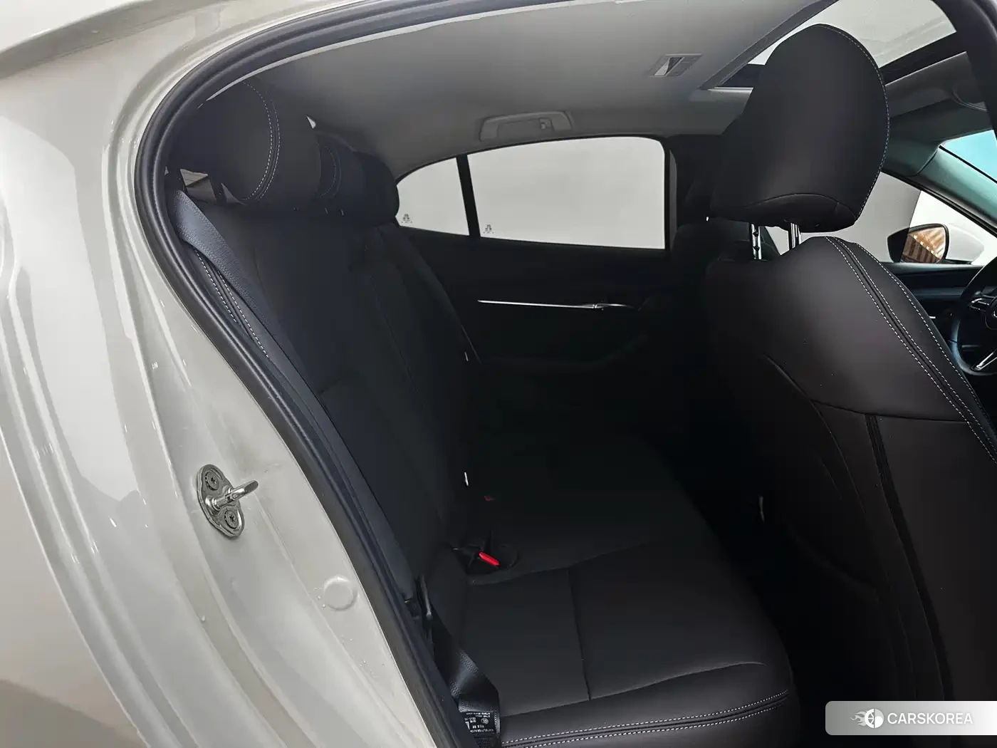 Mazda 3 id 4576495 из Китая 9