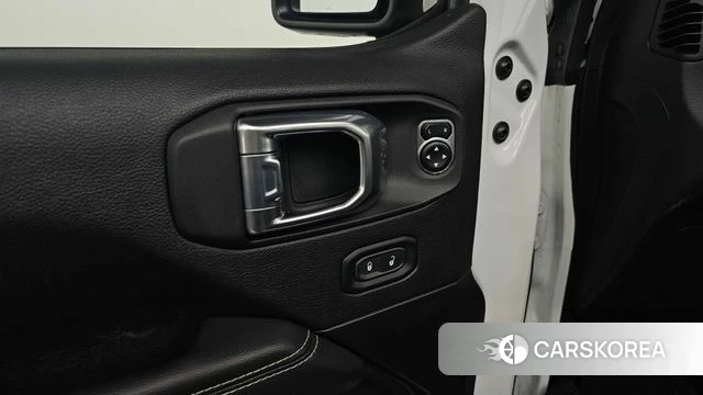 Jeep Wrangler (JL) id 3827844 из Кореи 9