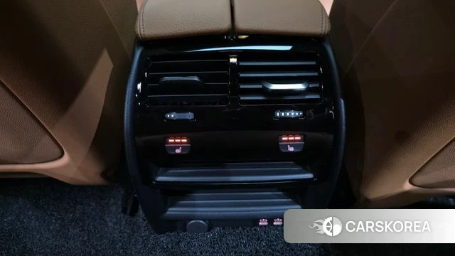 BMW 5 Series (G30) id 3832227 из Кореи 9