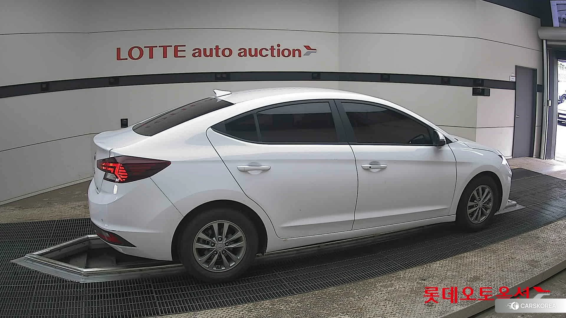 Hyundai Avante id 3869350 из Кореи 9