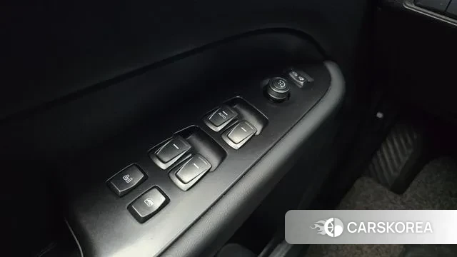 Ssangyong Rexton Sports id 3741636 из Кореи 9