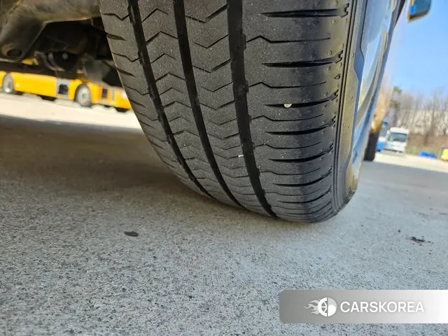 Hyundai The New Grand Starex id 3552442 из Кореи 9