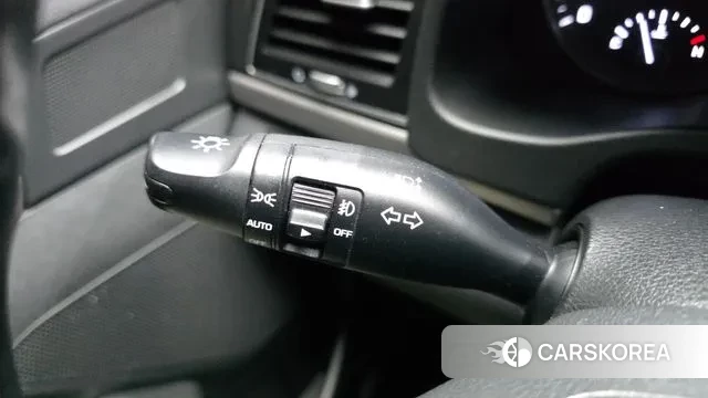 Hyundai Avante AD id 3672881 из Кореи 9