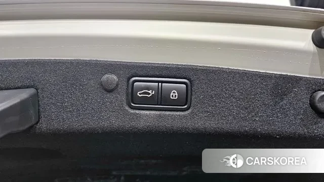 Hyundai The New Grandeur IG id 3411998 из Кореи 9