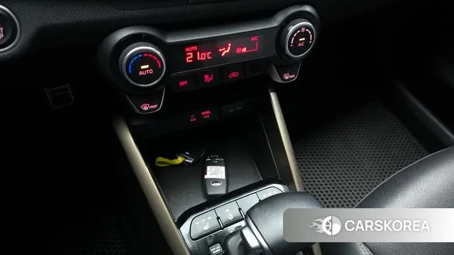 Kia Stonic id 3029523 из Кореи 9