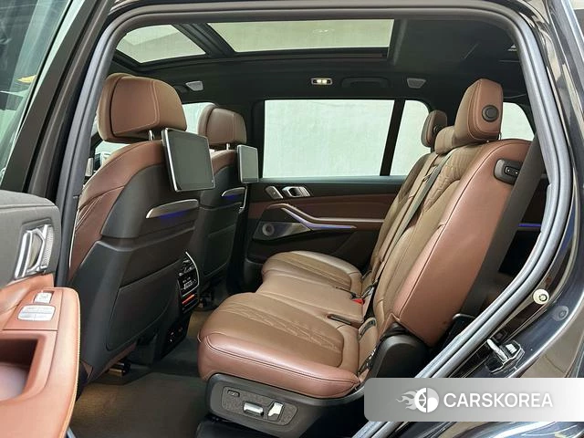BMW X7 id 4213593 из Китая 9