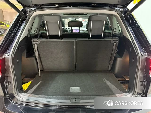 Volkswagen Tourang id 4359430 из Китая 9