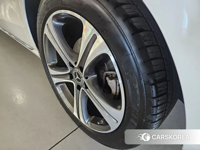 Mercedes-Benz E-Class W213 id 3480333 из Кореи 9