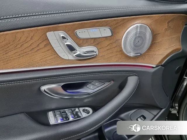 Mercedes-Benz E-Class W213 id 3060653 из Кореи 9